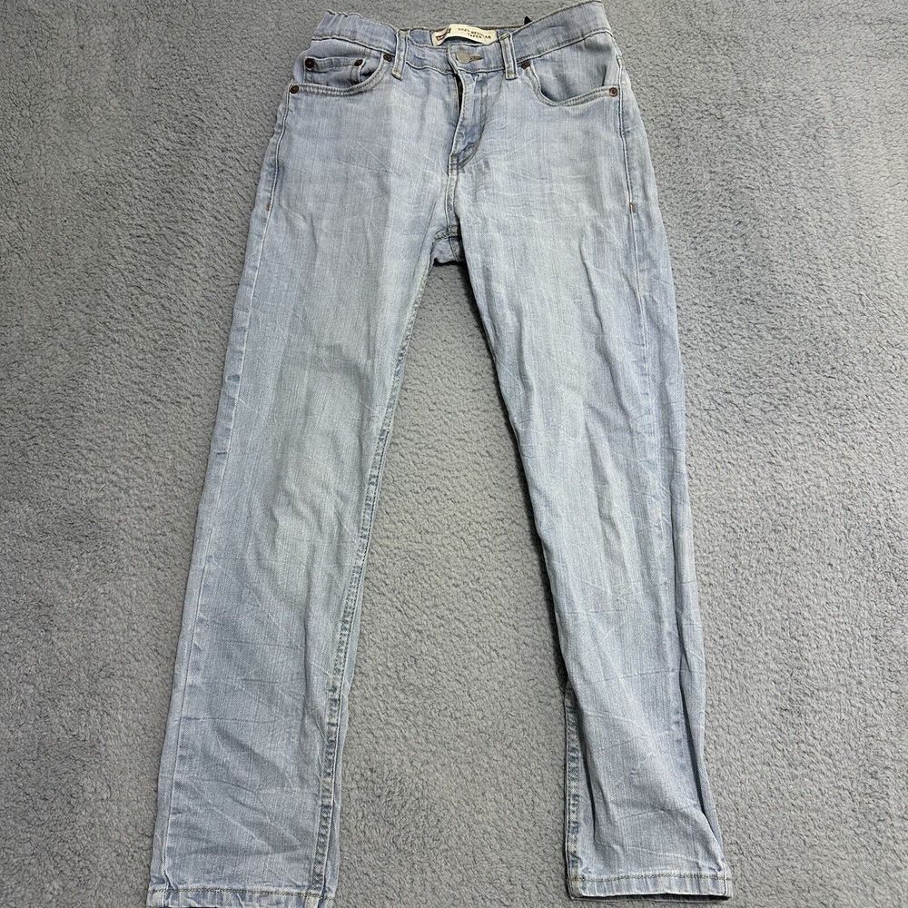 Levi's Women's Jeans 502 Size 12 (26x27) Regular Taper Blue Denim Light Wash